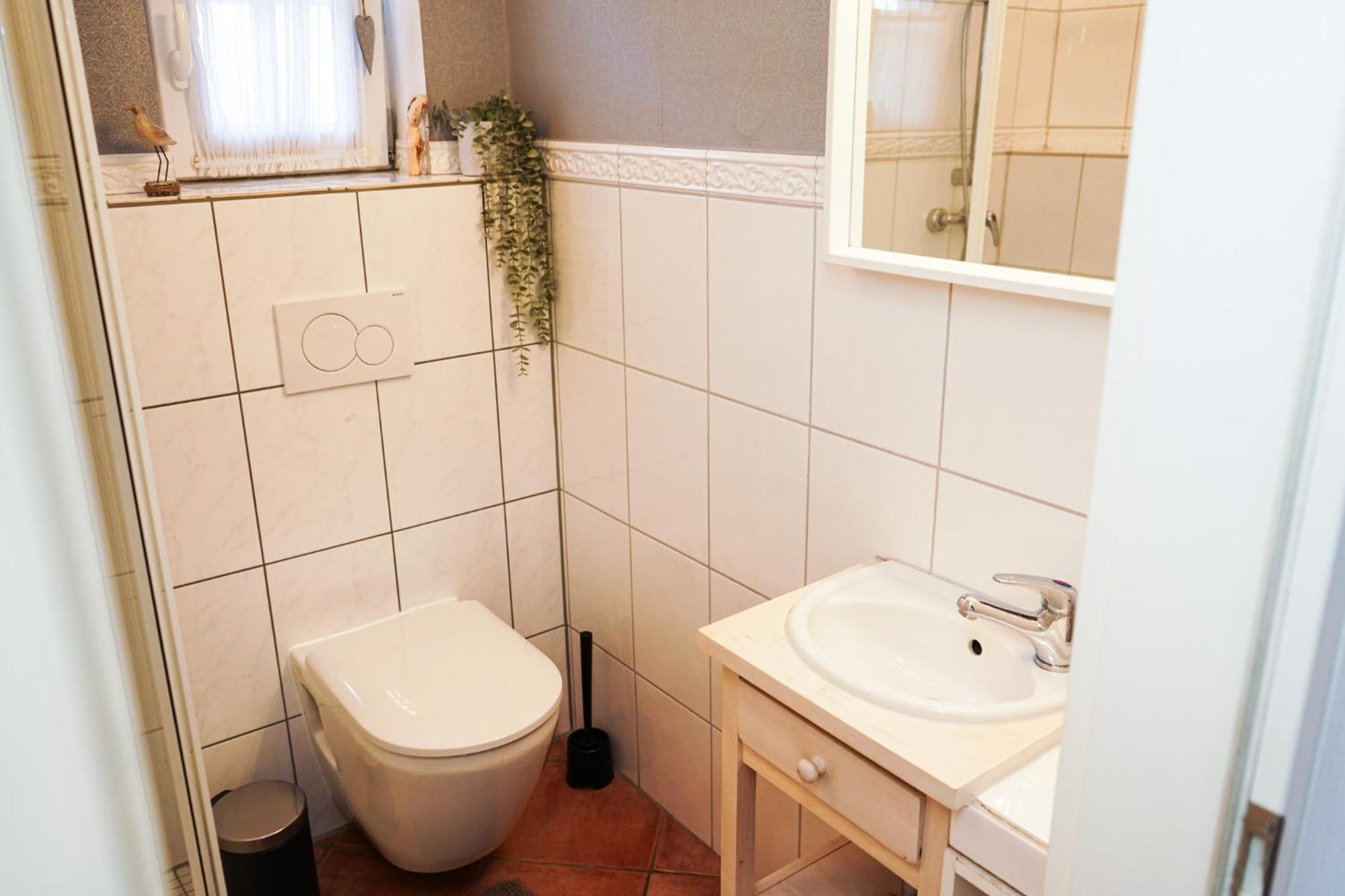 Gemuetliches Haus Mit Grossem Traumhaften Garten BRE Eksteriør billede
